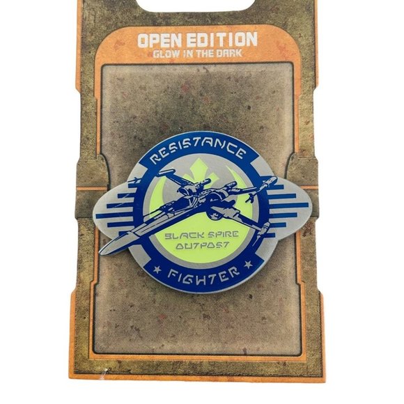 Disney Parks Star Wars Galaxy’s Edge Resistance Fighter Black Spire Outpost Pin - Picture 2 of 2